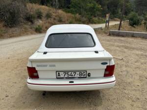 Image 11/15 of Ford Escort IV XR3i (1988)
