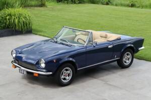 Image 8/50 of FIAT 124 Spider CS1 (1978)