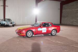 Image 14/38 of Porsche 944 (1985)