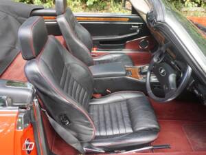 Image 9/23 de Jaguar XJS 5.3 V12 (1989)
