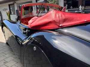 Image 34/37 de Jaguar XK 120 DHC (1954)