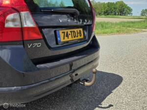 Image 8/44 of Volvo V 70 2.0 T5 (2012)