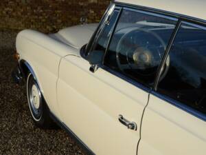 Bild 12/50 von Mercedes-Benz 280 SE 3,5 (1971)