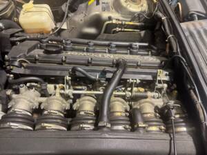 Image 76/79 of BMW M 635 CSi (1989)