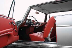 Bild 29/40 von Mercedes-Benz 300 SE (1965)
