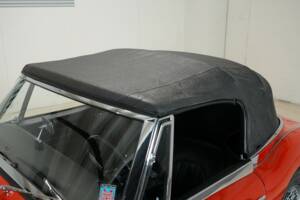 Image 10/43 of Austin-Healey 3000 Mk II (BJ7) (1963)