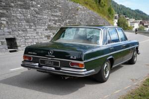 Image 16/39 of Mercedes-Benz 300 SEL 6.3 (1970)
