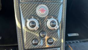 Bild 25/48 von McLaren 650S Spider (2014)