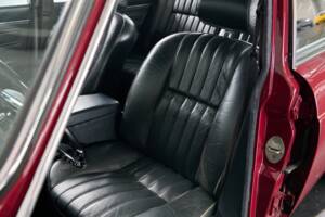 Bild 38/50 von Jaguar XJ 6 L 4.2 (1974)