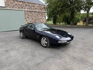 Image 40/43 of Porsche 928 GTS (1994)