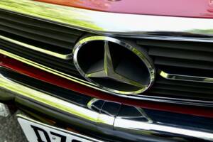 Image 24/50 of Mercedes-Benz 300 SL (1988)