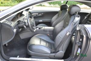 Immagine 9/50 di Mercedes-Benz CL 63 AMG (2007)