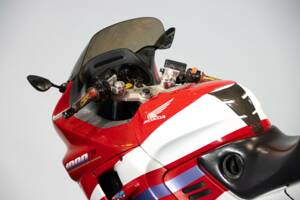 Bild 27/49 von Honda DUMMY (1995)