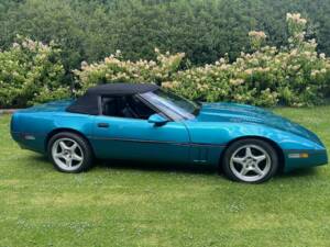 Image 6/6 of Chevrolet Corvette Convertible (1987)