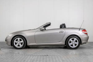 Imagen 13/50 de Mercedes-Benz SLK 200 Kompressor (2007)