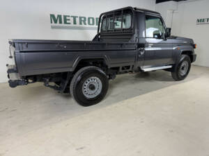 Image 8/22 of Toyota Land Cruiser GRJ79 (2024)