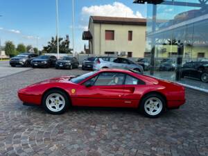Afbeelding 3/16 van Ferrari 328 GTB (1989)