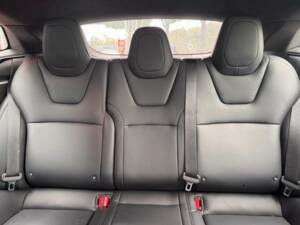 Bild 15/18 von Tesla Model S 100D (2018)