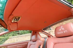Imagen 38/50 de Mitsubishi 3000 GT (1999)