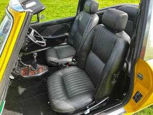 Immagine 30/48 di Triumph Stag (1975)