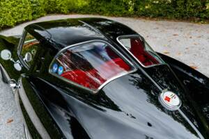 Afbeelding 3/22 van Chevrolet Corvette Sting Ray (1963)