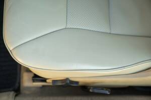 Bild 24/50 von Mercedes-Benz 200 CE (1992)