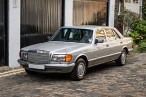 Obraz 45/50 pojazdu Mercedes-Benz 500 SEL (1984)