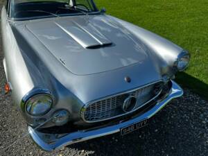 Afbeelding 30/53 van Maserati 3500 GT Touring (1961)