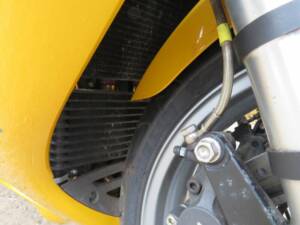 Image 29/39 of Triumph DUMMY (2006)