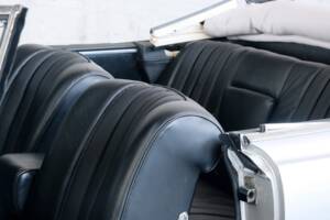 Image 24/49 of Mercedes-Benz 220 SE b (1962)