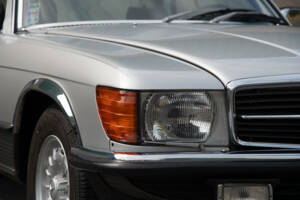 Image 21/29 of Mercedes-Benz 500 SLC (1980)