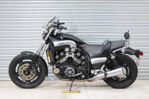 Image 2/37 of Yamaha V-Max 1200 (2000)