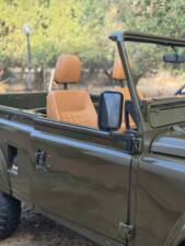 Image 9/25 of Land Rover 90 (1986)