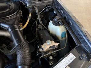 Image 11/43 of Mercedes-Benz 230 TE (1992)
