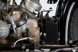 Image 11/50 of BMW R 51 (1954)
