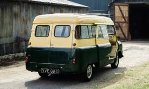 Image 3/50 of Bedford CA Dormobile (1961)