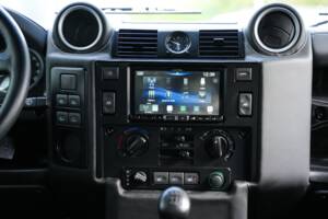 Bild 21/58 von Land Rover Defender 110 (2013)