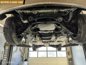 Image 37/41 of Mercedes-Benz 560 SL (1986)