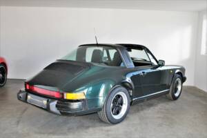 Bild 8/9 von Porsche 911 Carrera 3.2 (1989)