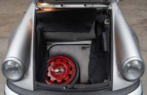 Image 26/29 of Porsche 911 Turbo 3.0 (1976)