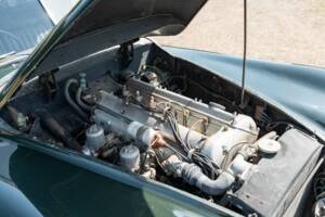 Image 3/50 of Jaguar XK 120 DHC (1954)