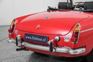 Afbeelding 32/50 van MG MGB (1973)