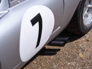 Image 25/50 de Jaguar Type E 3.8 (1970)