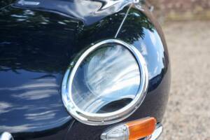 Imagen 43/50 de Jaguar E-Type 4.2 (1964)