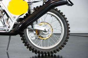 Immagine 34/50 di SWM DUMMY (1975)