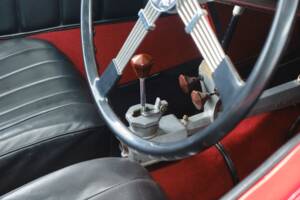 Bild 44/50 von MG NA Magnette (1934)
