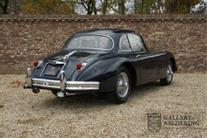Image 2/50 de Jaguar XK 150 SE FHC (1959)