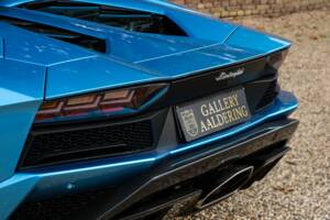 Image 47/50 of Lamborghini Aventador S (2018)