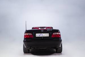 Image 11/39 of Mercedes-Benz CLK 230 Kompressor (2002)