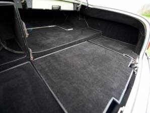 Image 28/50 of Bentley S 2 (1960)